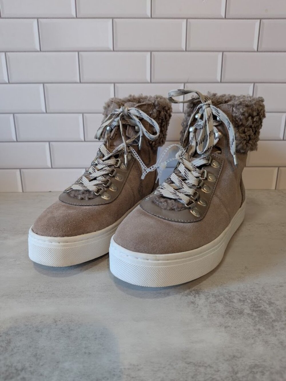 NWOT SAM EDELMAN Taupe "Luther" Suede/Shearling Sneaker Boots DISPLAY - Sz 7.5 M